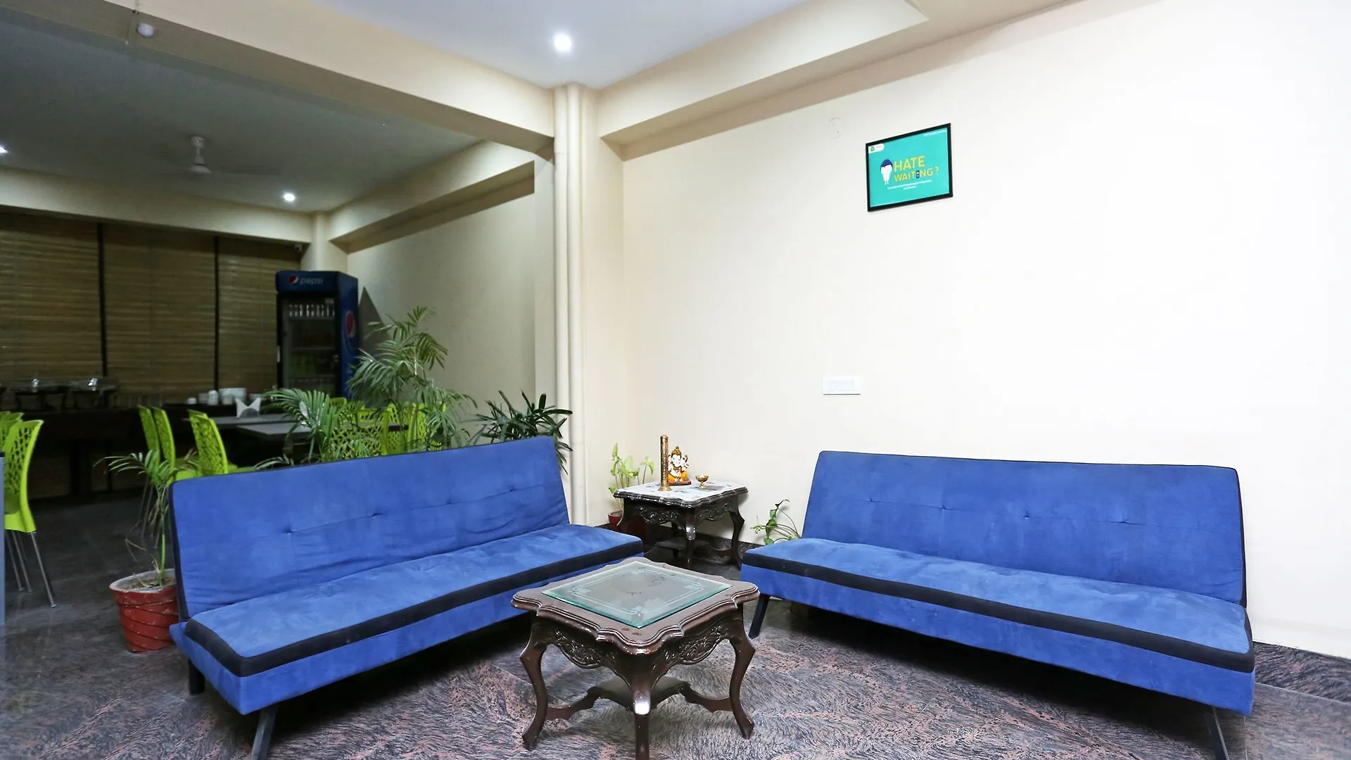Oyo 14444 Jmk House Hotell Gurgaon 3*,
